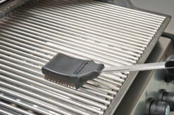 Broil King Grillbürste 47cm Edelstahlborsten Mit Spritzschutz + Ersatzkopf 6 Broil King Grillbürste 47cm Edelstahlborsten Mit Spritzschutz + Ersatzkopf -Küche Zu Hause 6692 Broil King Reinigungsbuerste 64014 3 1607696946