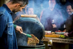 Big Green Egg Large Keramikgrill Starter - Paket -Küche Zu Hause Big Green Egg Keramikgrill Premium Deckelgriff Logo