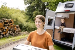 Grillfürst G201E 2-Brenner Gasgrill Portabel V2 - Campinggrill / Balkongrill - X-DEAL Inkl. Untergestell Und Tragetasche -Küche Zu Hause Grillfuerst Campinggrill transportabel Wohnmobil