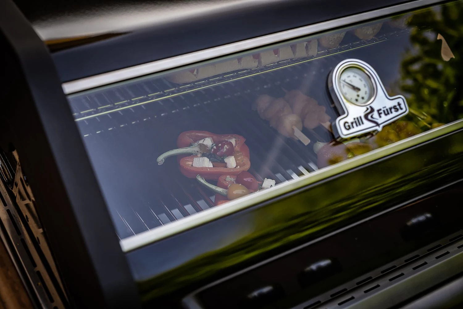 Grillfürst G490E 4-Brenner Einbaugrill - Black Edition - Mit Heckbrenner Und Edelstahl Rosten 9 Grillfürst G490E 4-Brenner Einbaugrill - Black Edition - Mit Heckbrenner Und Edelstahl Rosten – Bild 9