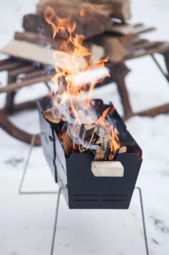 Knister Grill Original - Ausziehbarer Holzkohle Kompaktgrill 38 Knister Grill Original - Ausziehbarer Holzkohle Kompaktgrill -Küche Zu Hause Knister Grill Holzfeuer