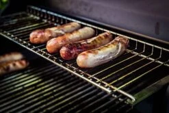 Grillfürst G521E 5-Brenner Edelstahl-Gasgrill - 1. FC Köln Edition - Edelstahlroste -Küche Zu Hause Koeln Grill Warmhalterost Bratwurst 1
