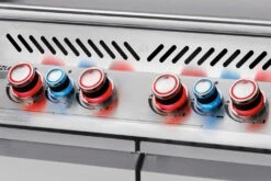 Napoleon Prestige Pro 500-3 Edelstahl Gasgrill Inkl. Drehspieß - Modell 2023 -Küche Zu Hause Napoleon Prestige Pro 500 safety glow Drehknopfbeleuchtung 1