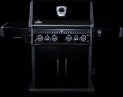Napoleon Rogue SE 525 Gasgrill - All-black - Mit Sizzle Zone Und Heckbrenner - Grillfürst Edition - X-DEAL Inkl. Abdeckhaube, Gussplatte Und Drehspieß-Set - Modell 2022 -Küche Zu Hause Napoleon Rogue SE All Black limited GF