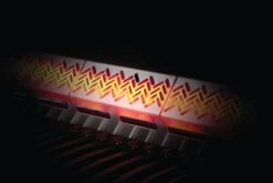 Napoleon Rogue SE 625 Edelstahl Gasgrill Mit Sizzle Zone Und Heckbrenner - Modell 2023 -Küche Zu Hause Napoleon Rogue SE Backburner Heckbrenner glow 1