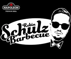 Napoleon Freestyle 425 Gasgrill - Mit Sizzle Zone - Limited Robin Schulz Barbecue Edition - Inkl. Mega Zubehörpaket -Küche Zu Hause Napoleon und Robin Schulz Gasgrill Edition