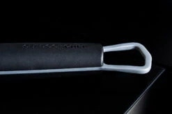 Outdoorchef Triangel Grillbürste Mit Nylonborsten, 41,5 Cm 11 Outdoorchef Triangel Grillbürste Mit Nylonborsten, 41,5 Cm -Küche Zu Hause Outdoorchef Triangel Grillbuerste Detail Griff