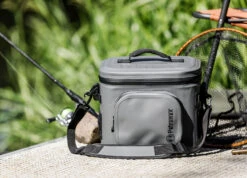 Petromax Kühltasche 8 Liter / Dunkelgrau -Küche Zu Hause Petromax Kuehltasche 8Liter grau Lifestyle