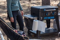 Pit Boss Plancha Grill Ultimate Plancha 2-Brenner - Mit Untergestell -Küche Zu Hause Pit Boss Planchagrill 2 Brenner Seitenablage Kuechenrollenhalter