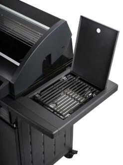 Rösle Gasgrill Magnum PRO G3 - X-DEAL Inkl. Abdeckhaube Und Gusseisen Grillplatte - Modell 2023 14 Rösle Gasgrill Magnum PRO G3 - X-DEAL Inkl. Abdeckhaube Und Gusseisen Grillplatte - Modell 2023 -Küche Zu Hause Roesle Gagsrill Magnum Pro Prime Zone offen1 1