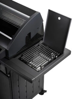 Rösle Gasgrill Magnum PRO G3 - X-DEAL Inkl. Abdeckhaube Und Gusseisen Grillplatte - Modell 2023 15 Rösle Gasgrill Magnum PRO G3 - X-DEAL Inkl. Abdeckhaube Und Gusseisen Grillplatte - Modell 2023 -Küche Zu Hause Roesle Gagsrill Magnum Pro Prime Zone offen2 1