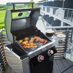 Rösle Gasgrill Videro G2 Schwarz - Modell 2022 15 Rösle Gasgrill Videro G2 Schwarz - Modell 2022 -Küche Zu Hause Roesle Videro G2 Gasgrill Station Mood02