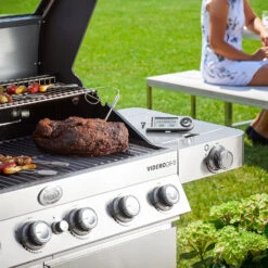 Rösle Edelstahl Gasgrill Videro G6-S VARIO+ - Limited Edition Modell 2023 - SMART Deal Inkl. Grillfürst Grill Control -Küche Zu Hause Roesle Videro G6 S Edelstahl Gasgrill Station Mood