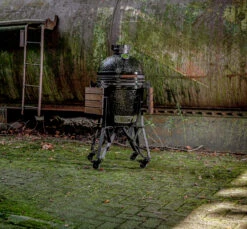 The Bastard Keramikgrill Classic Medium - Complete - Schwarz Glänzend - Modell 2023 24 The Bastard Keramikgrill Classic Medium - Complete - Schwarz Glänzend - Modell 2023 -Küche Zu Hause The Bastard Classic Medium Complete Keramikgrill