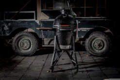 The Bastard Keramikgrill Classic Medium - Complete - Schwarz Glänzend - Modell 2023 29 The Bastard Keramikgrill Classic Medium - Complete - Schwarz Glänzend - Modell 2023 -Küche Zu Hause The Bastard Classic Medium Untergestell Seitentischel