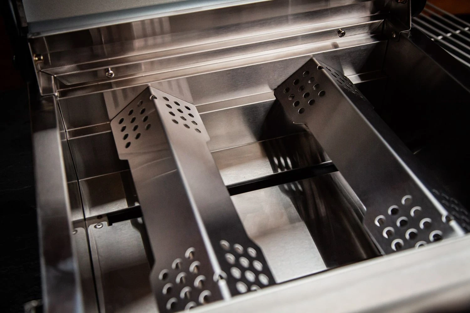 Grillfürst G201E 2-Brenner Gasgrill Portabel V2 - Campinggrill / Balkongrill 50mbar - Inkl. Untergestell 8 Grillfürst G201E 2-Brenner Gasgrill Portabel V2 - Campinggrill / Balkongrill 50mbar - Inkl. Untergestell – Bild 8