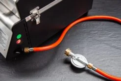 Grillfürst G201E 2-Brenner Gasgrill Portabel V2 - Campinggrill / Balkongrill 50mbar -Küche Zu Hause grillfuerst g201 gasanschluss 1